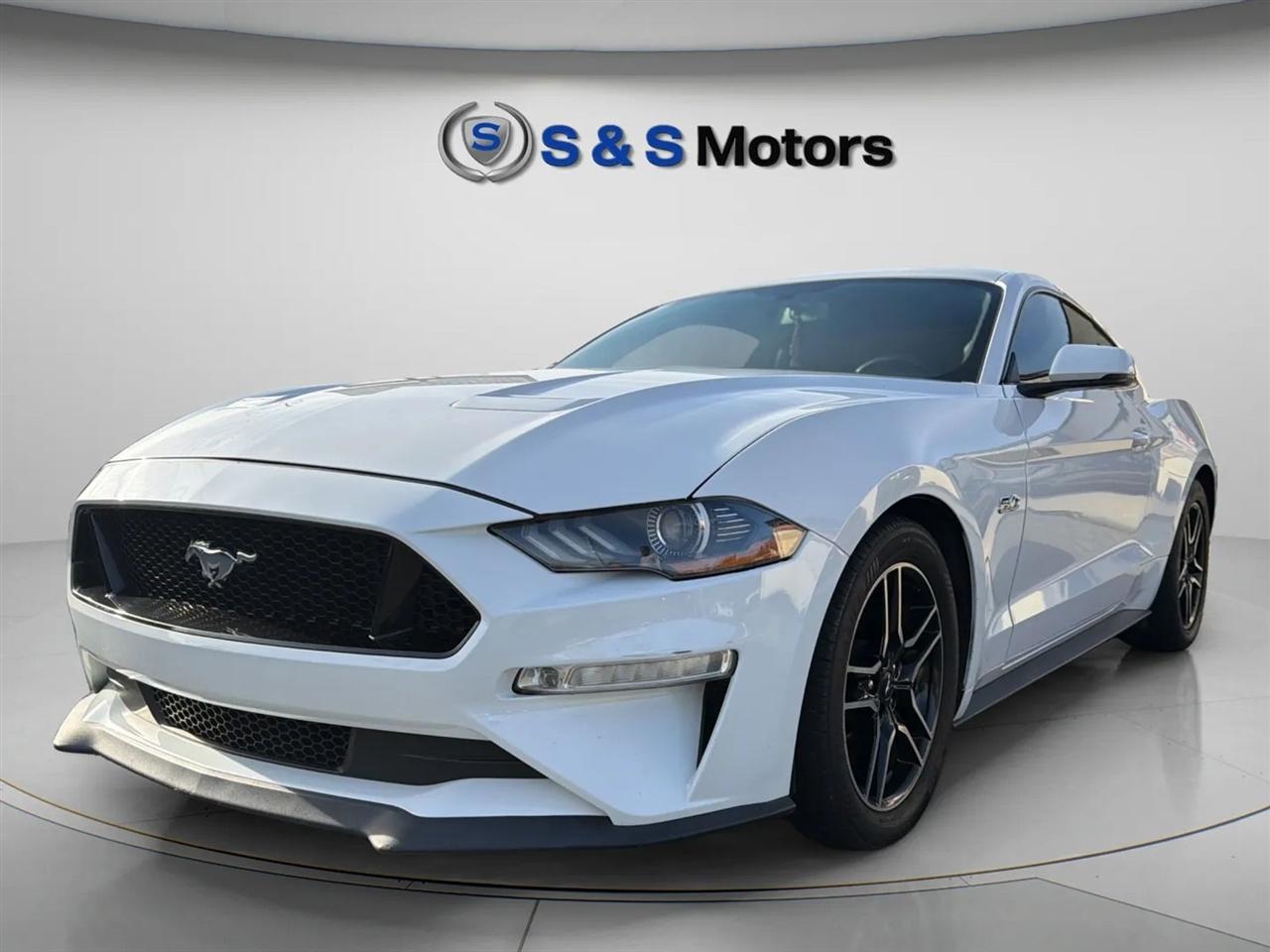 Ford Mustang GT Fastback 2020