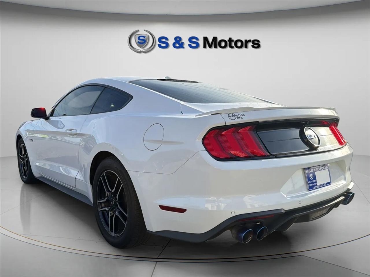 Ford Mustang GT Fastback 2020