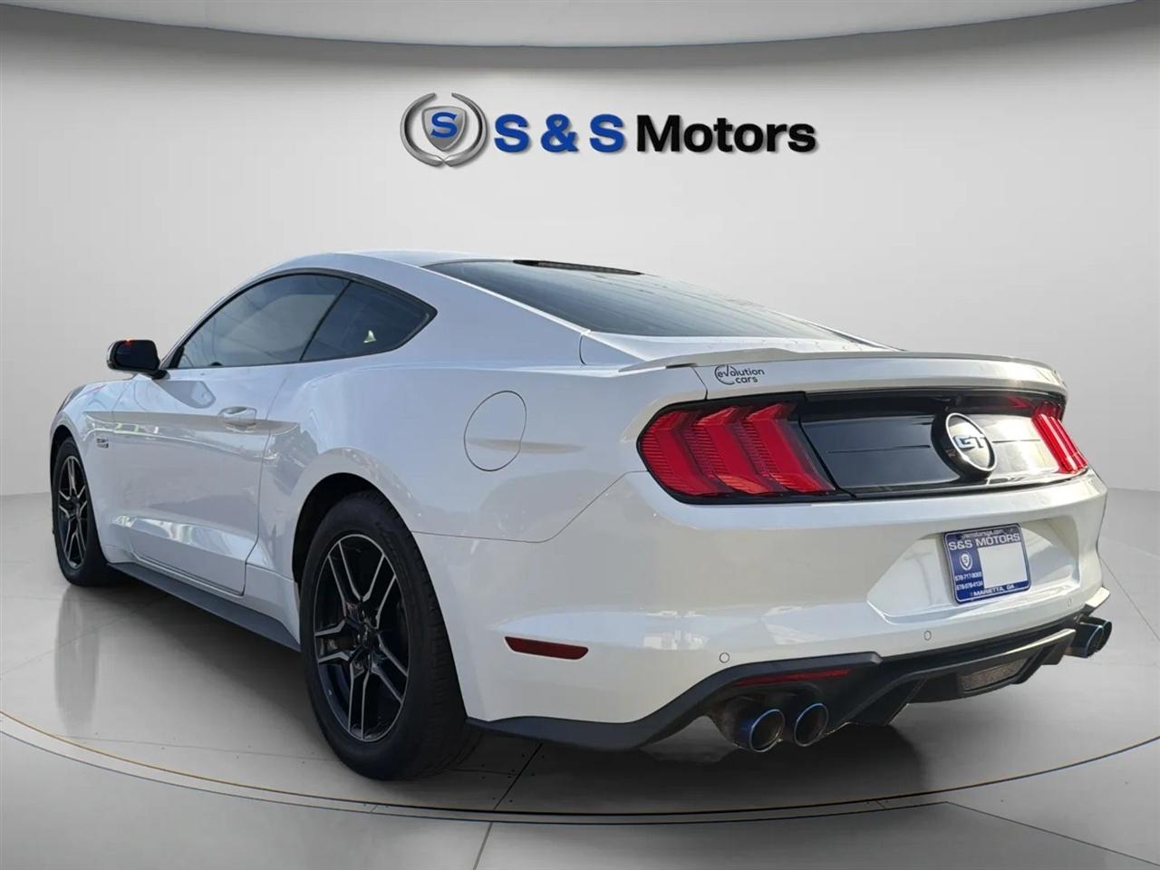 Ford Mustang GT Fastback 2020