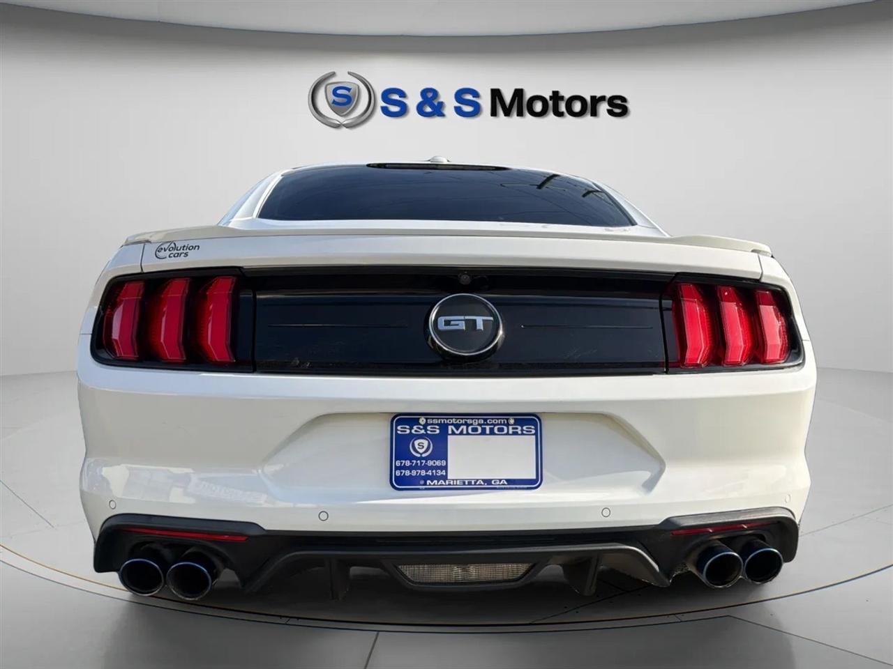 Ford Mustang GT Fastback 2020