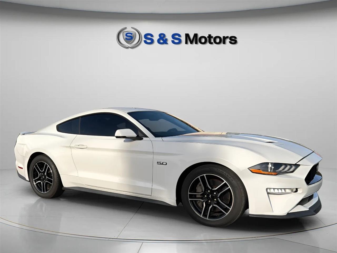 Ford Mustang GT Fastback 2020