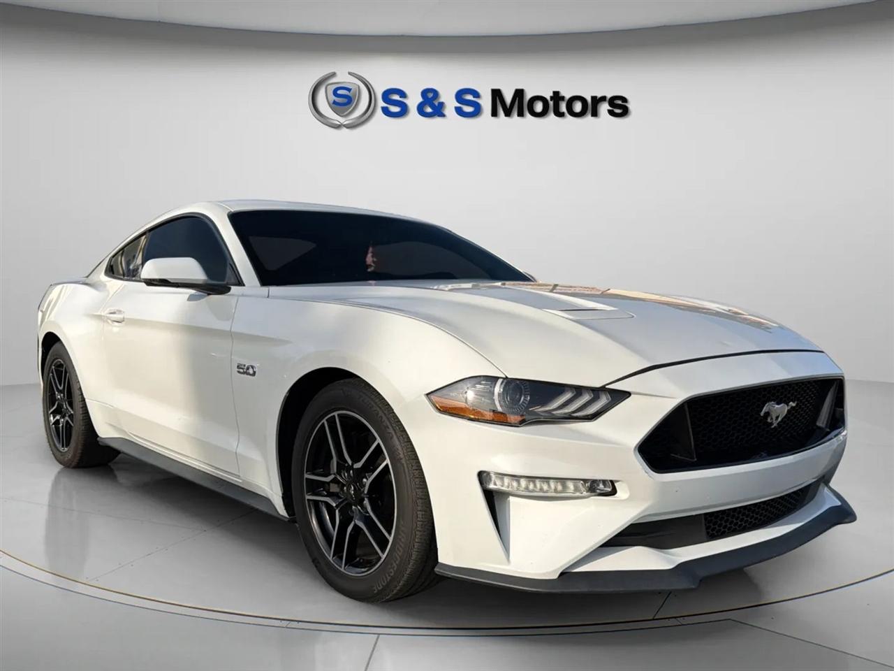 Ford Mustang GT Fastback 2020