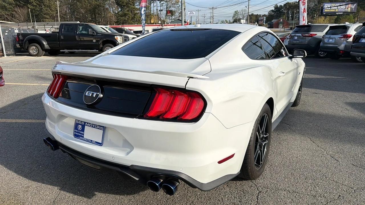 Ford Mustang GT Fastback 2020
