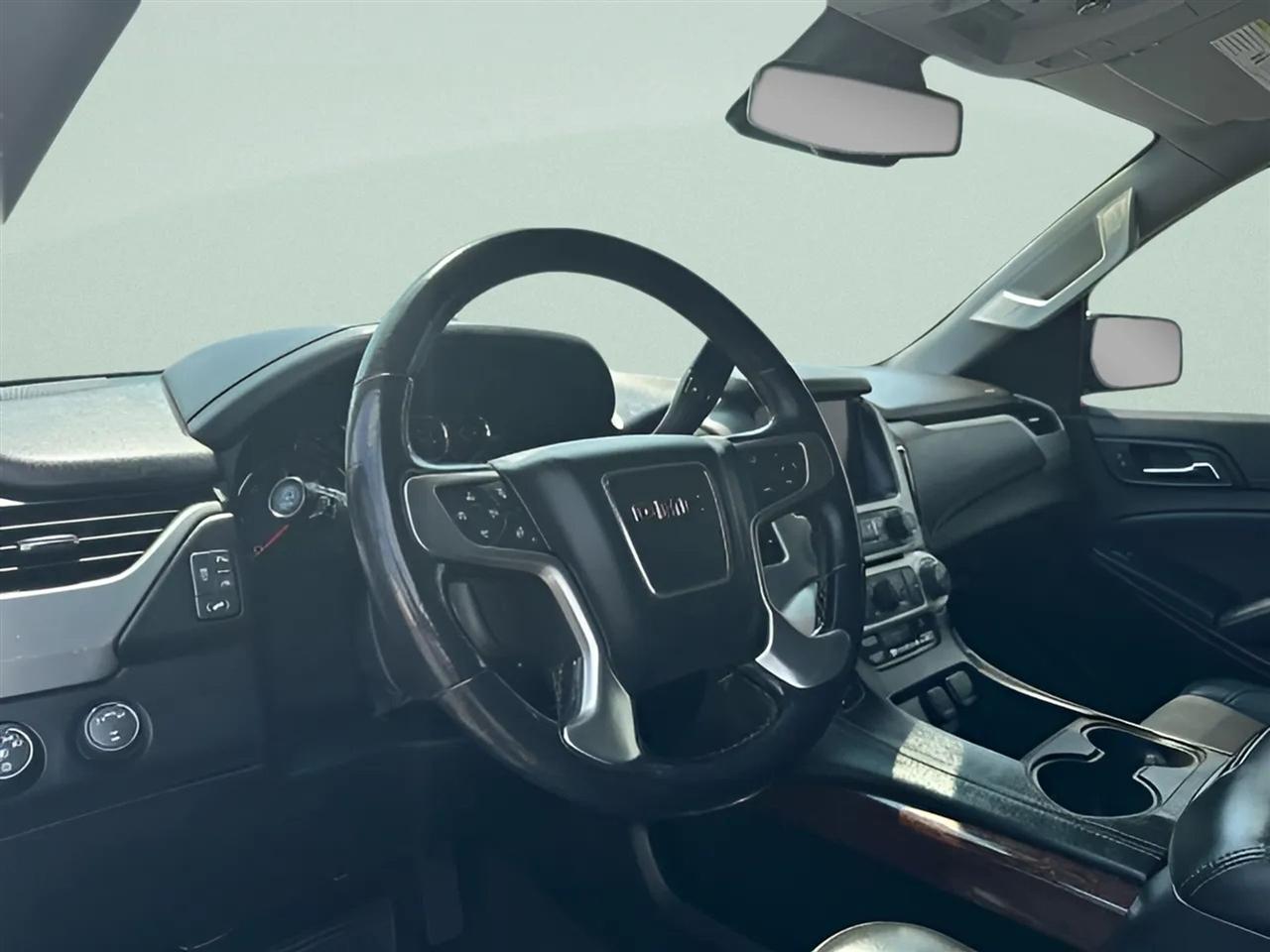 GMC Yukon 4WD 4dr SLT 2018