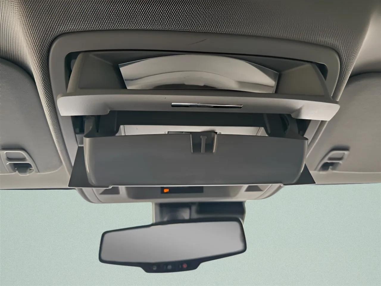 GMC Yukon 4WD 4dr SLT 2018