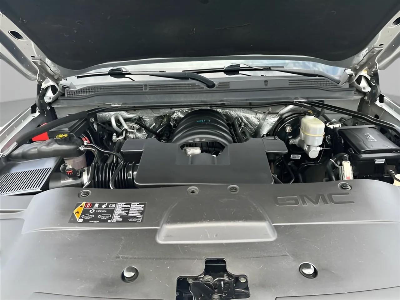 GMC Yukon 4WD 4dr SLT 2018