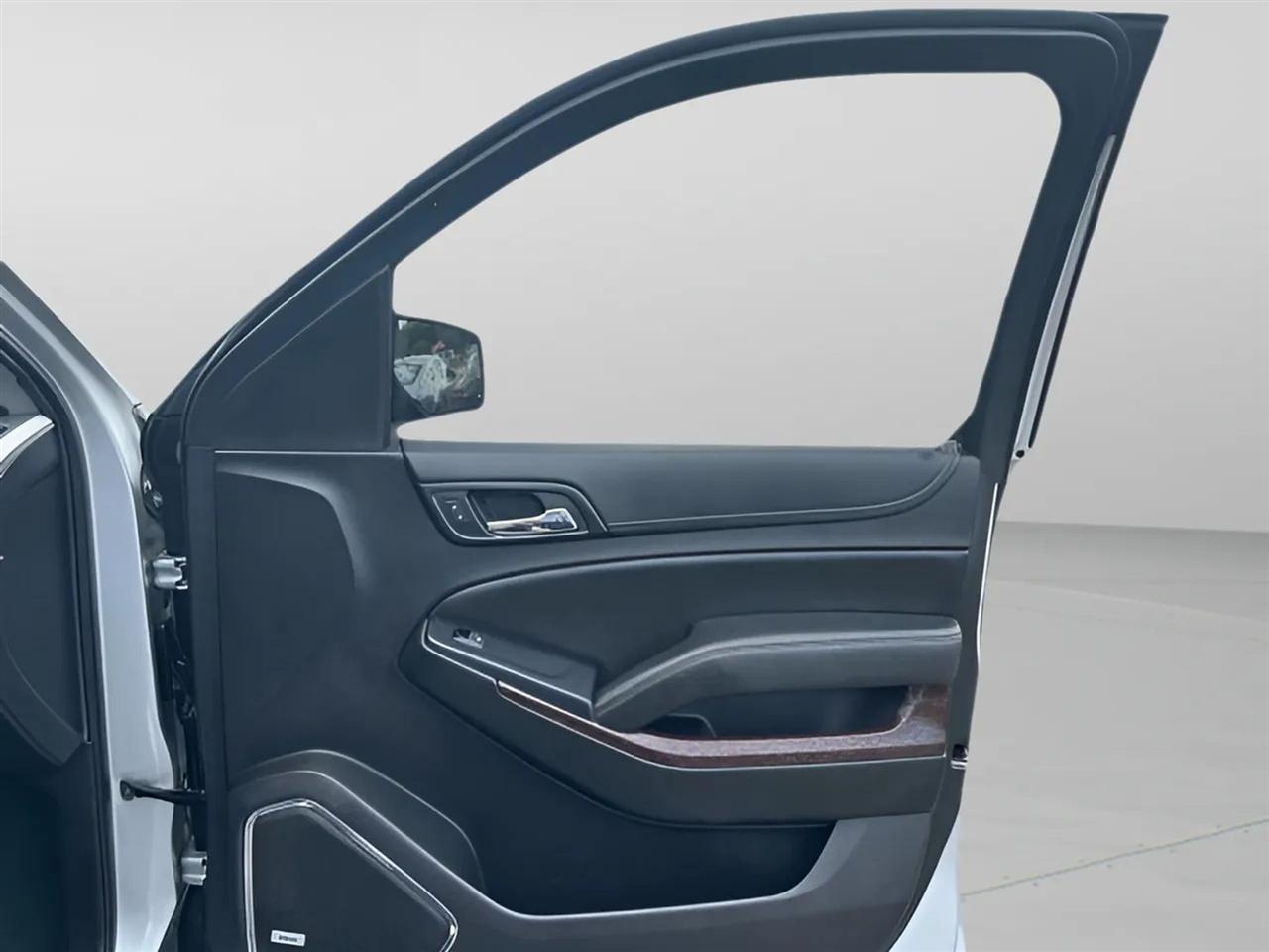 GMC Yukon 4WD 4dr SLT 2018