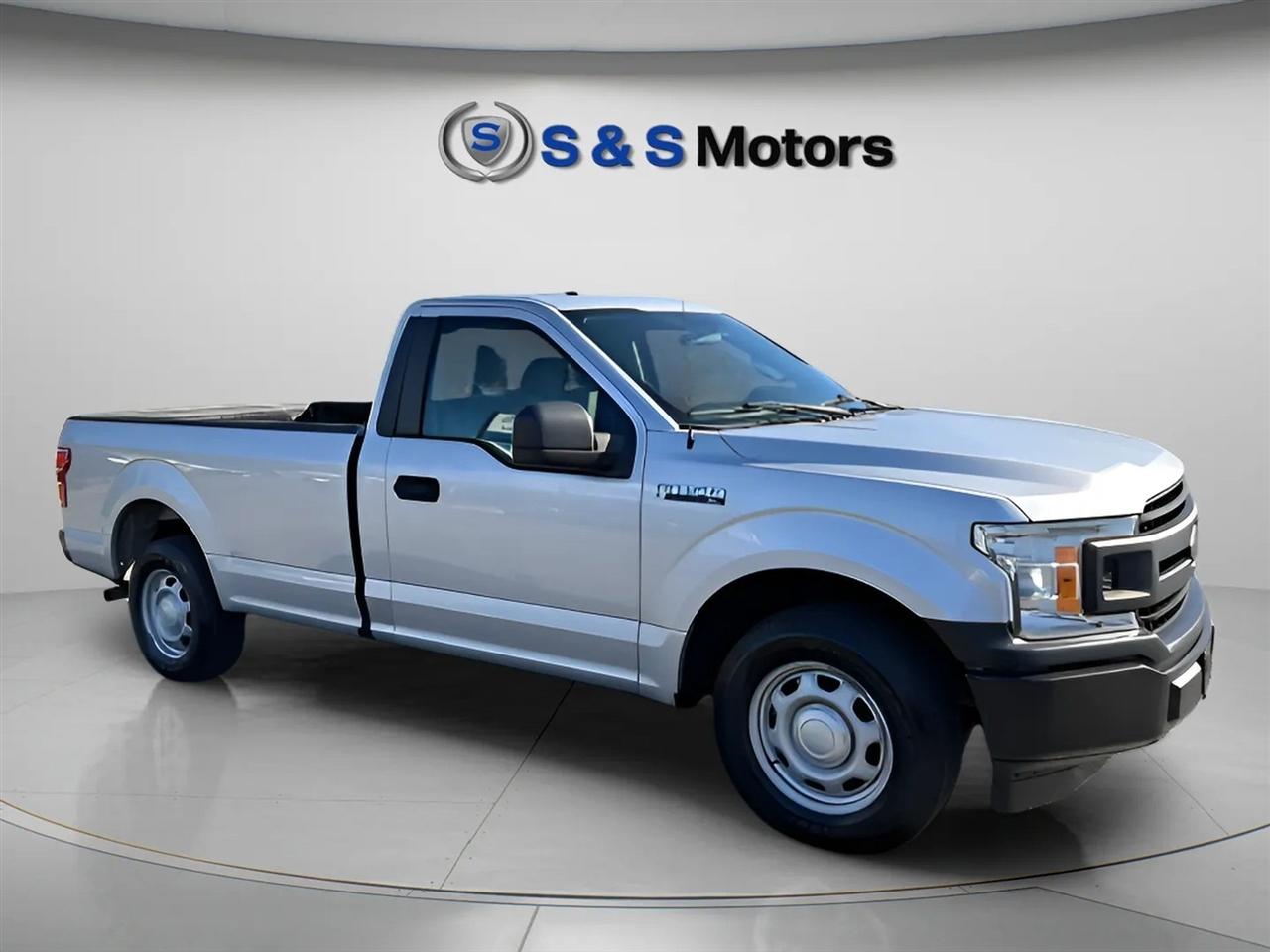Ford F-150 XL 2WD Reg Cab 8' Box 2018
