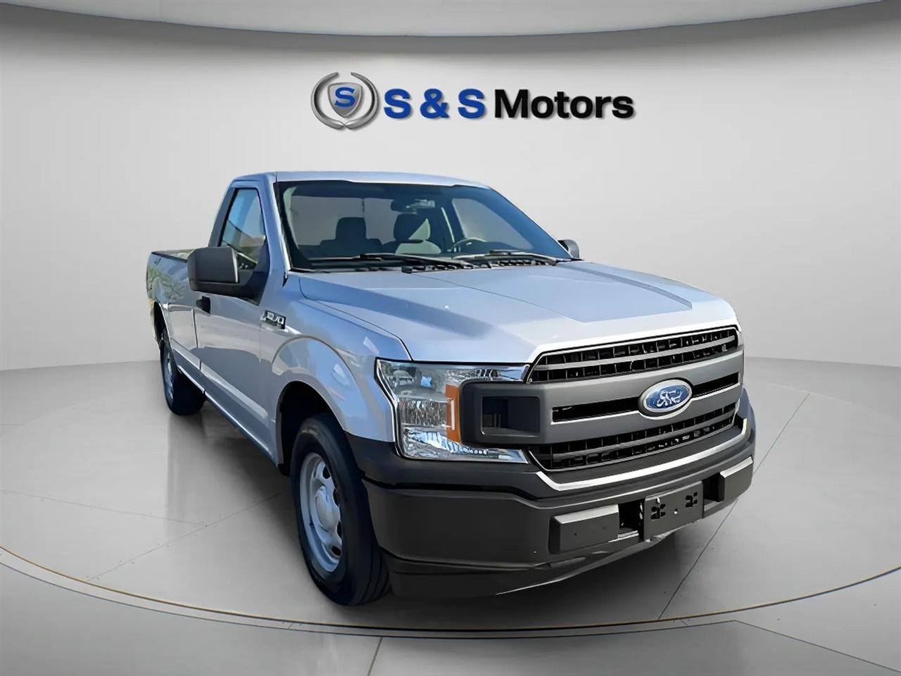 Ford F-150 XL 2WD Reg Cab 8' Box 2018