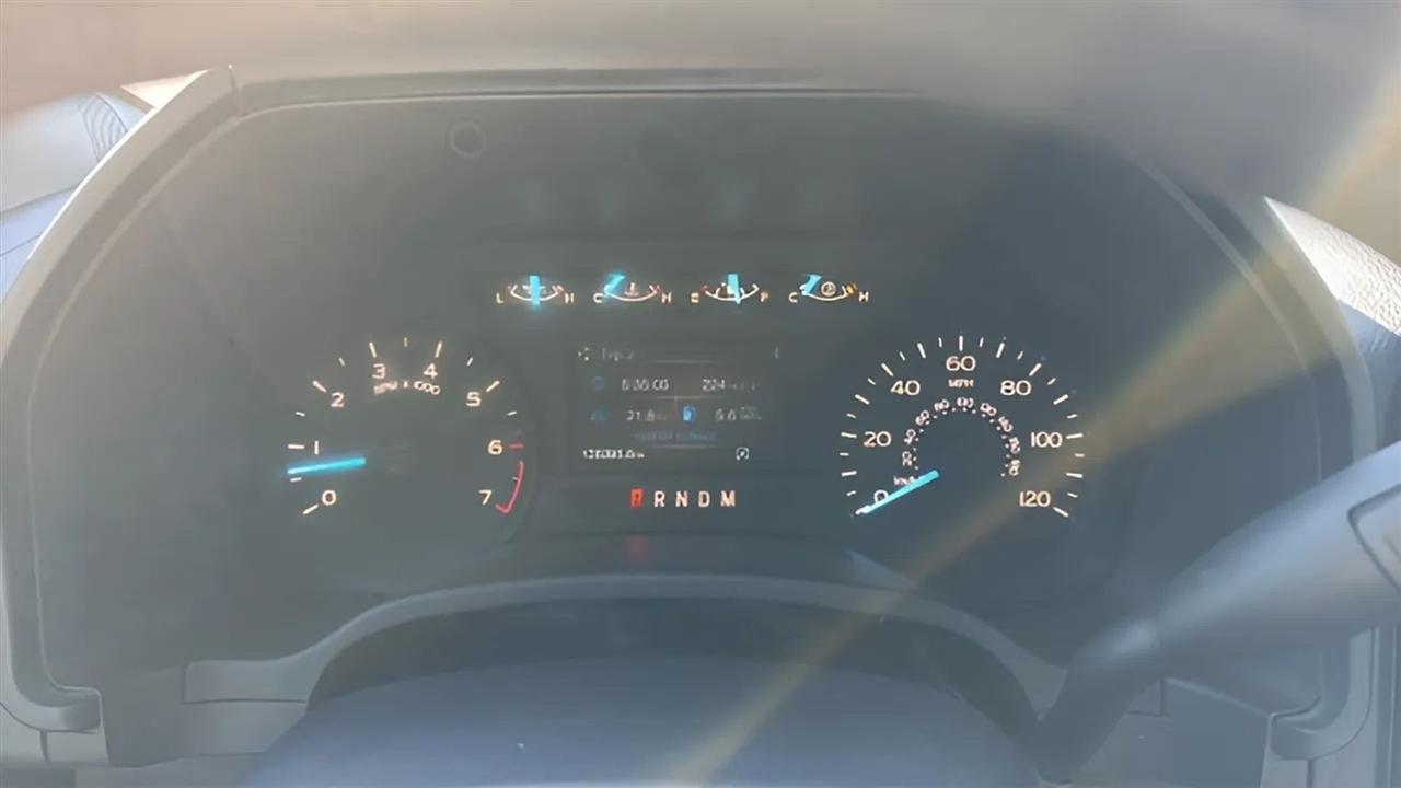 Ford F-150 XL 2WD Reg Cab 8' Box 2018