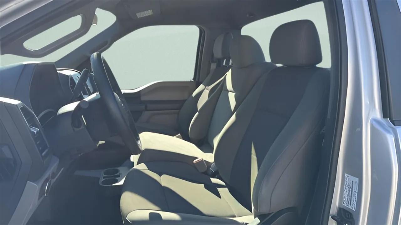 Ford F-150 XL 2WD Reg Cab 8' Box 2018