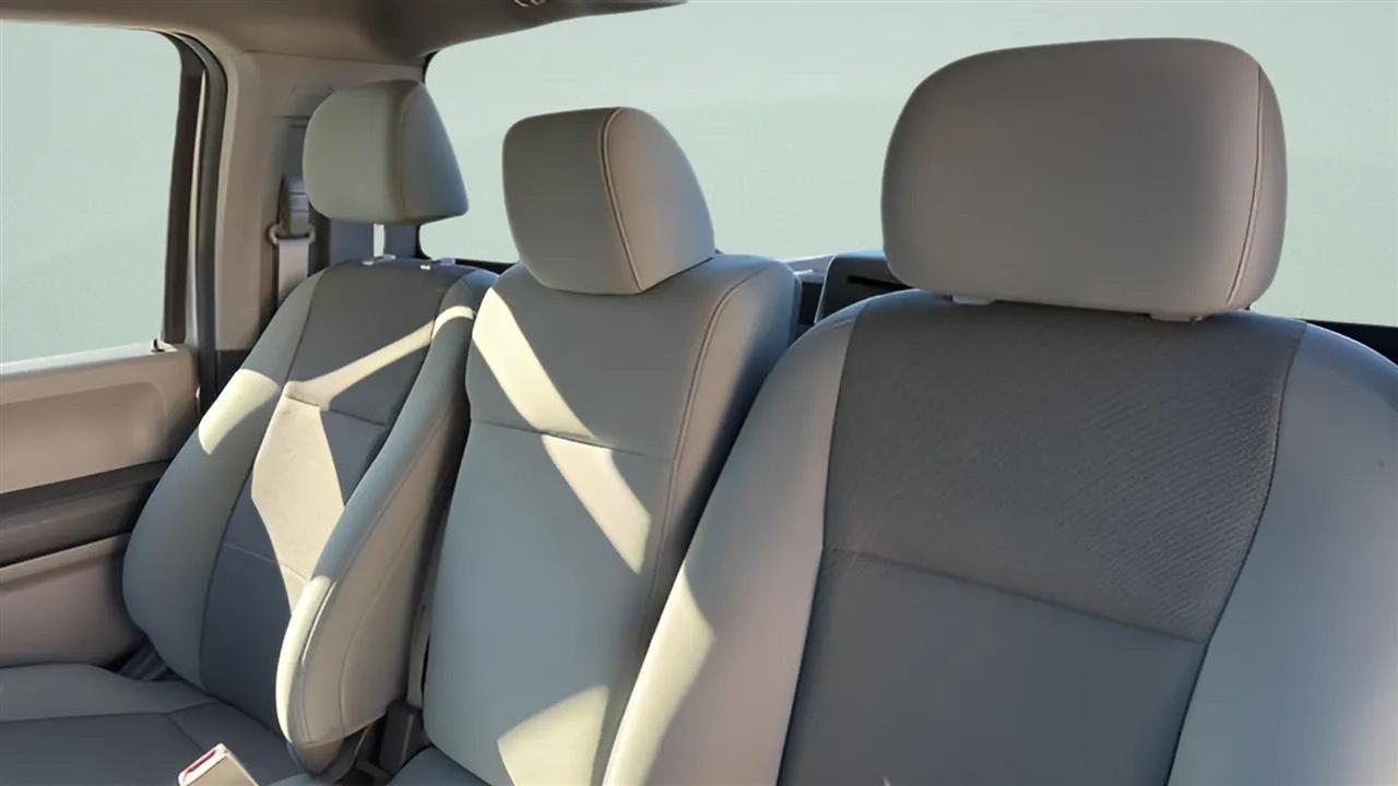 Ford F-150 XL 2WD Reg Cab 8' Box 2018