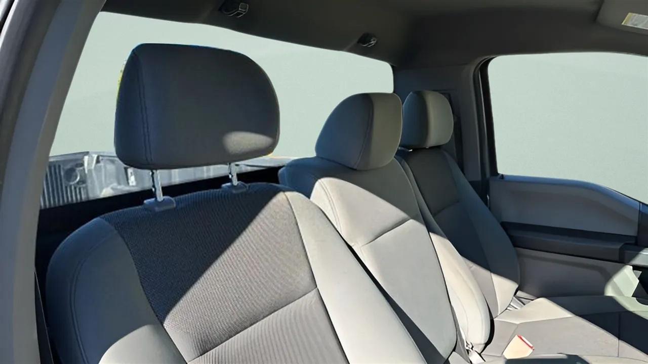 Ford F-150 XL 2WD Reg Cab 8' Box 2018