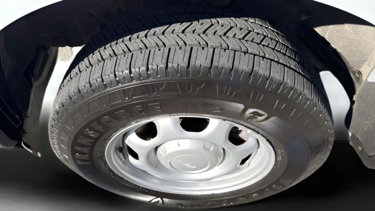 Ford F-150 XL 2WD Reg Cab 8' Box 2018