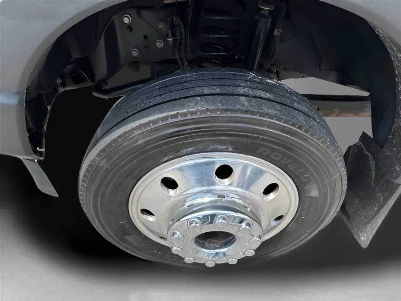 Ford Super Duty F-450 DRW XL 4WD Crew Cab 8' Box 2019