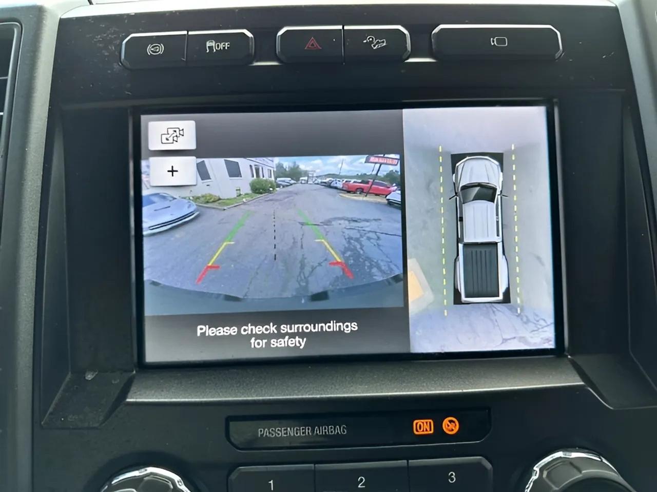 Ford Super Duty F-450 DRW XL 4WD Crew Cab 8' Box 2019