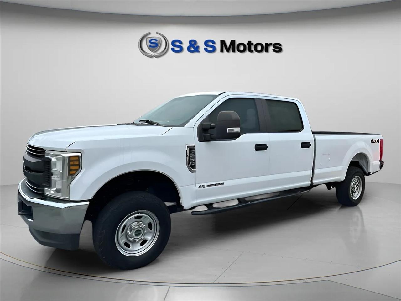 Ford Super Duty F-250 SRW XL 4WD Crew Cab 6.75' Box 2019