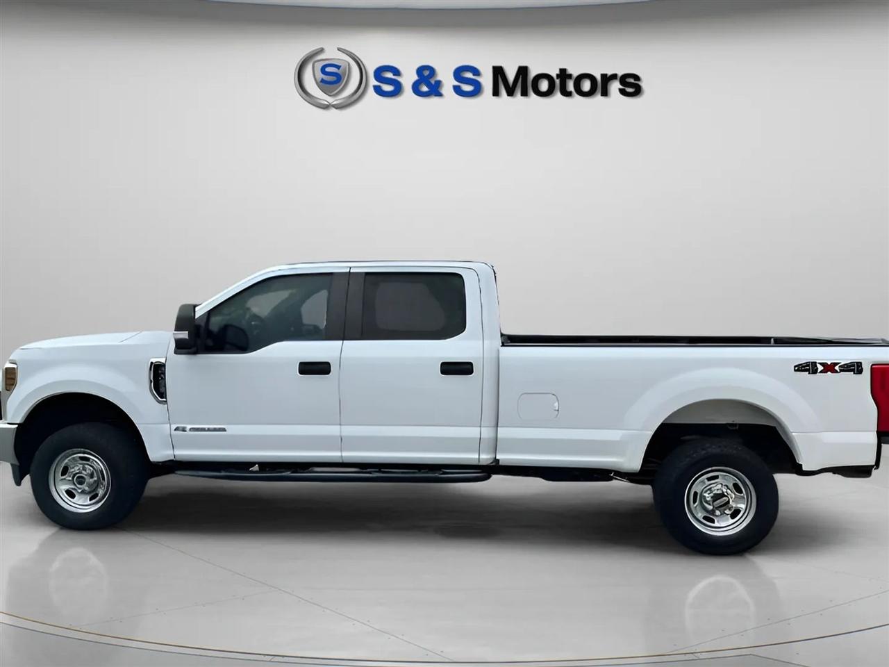 Ford Super Duty F-250 SRW XL 4WD Crew Cab 6.75' Box 2019