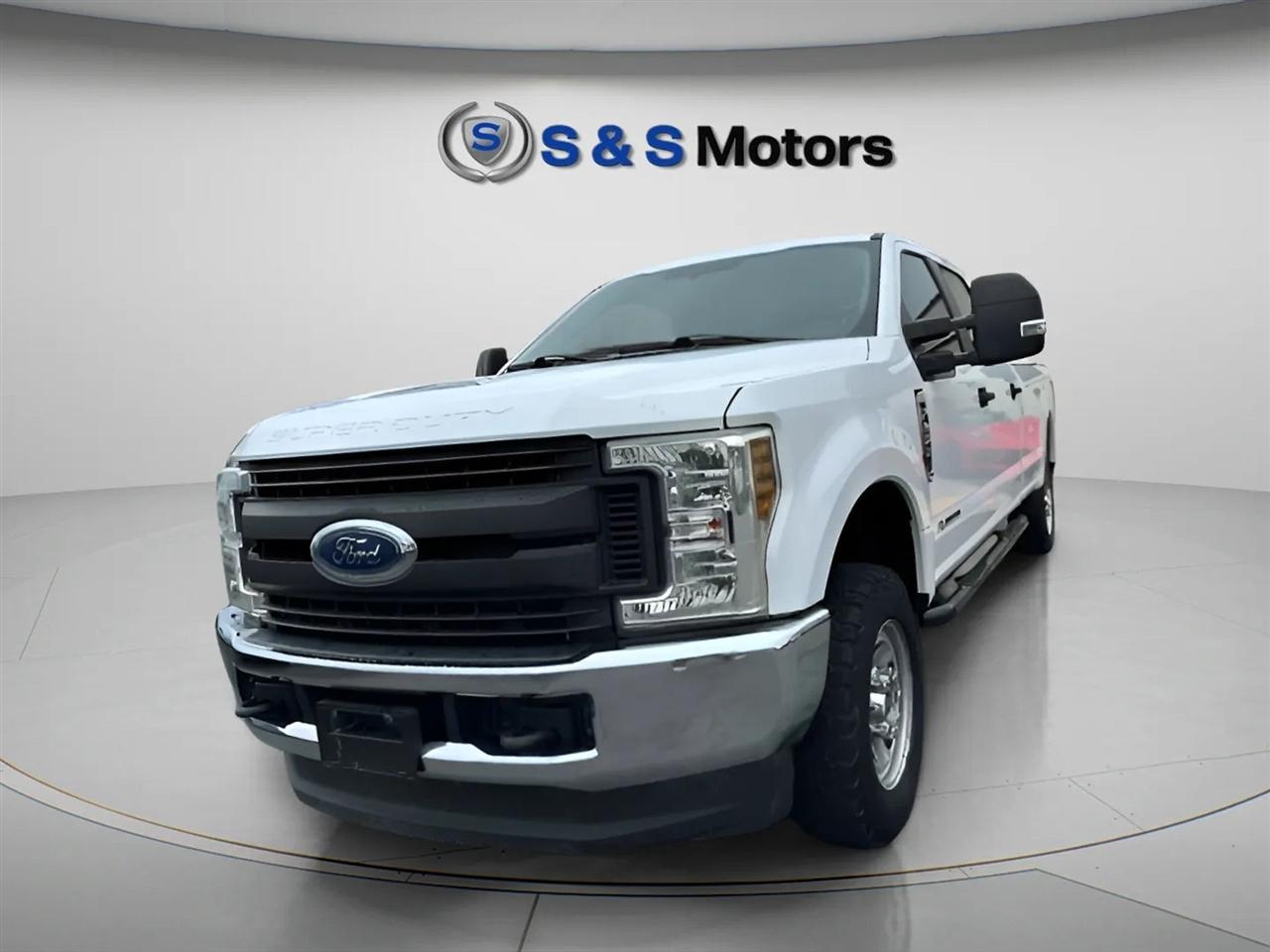 Ford Super Duty F-250 SRW XL 4WD Crew Cab 6.75' Box 2019