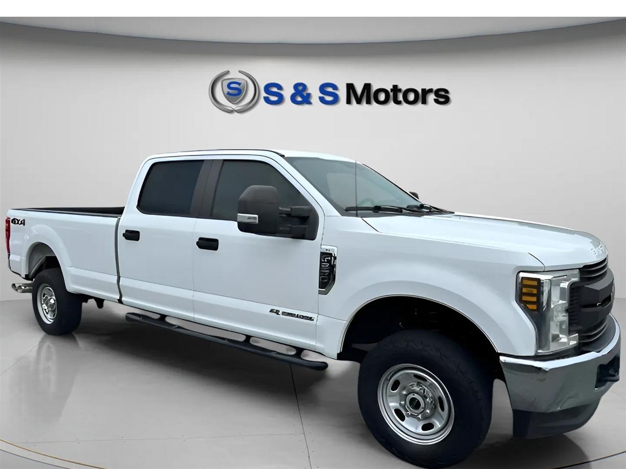 Ford Super Duty F-250 SRW XL 4WD Crew Cab 6.75' Box 2019