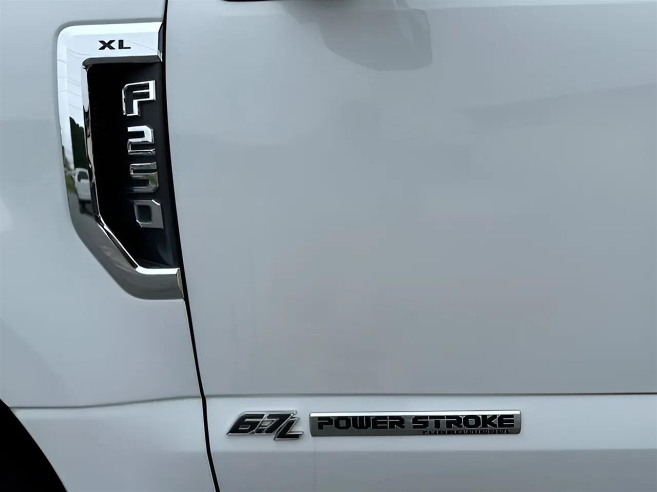 Ford Super Duty F-250 SRW XL 4WD Crew Cab 6.75' Box 2019