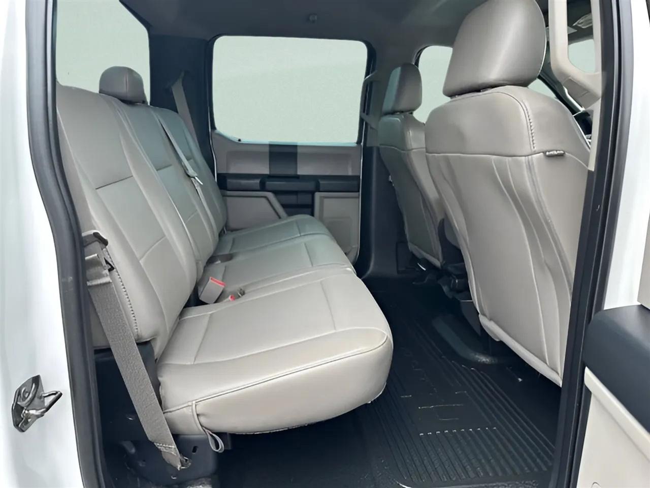 Ford Super Duty F-250 SRW XL 4WD Crew Cab 6.75' Box 2019