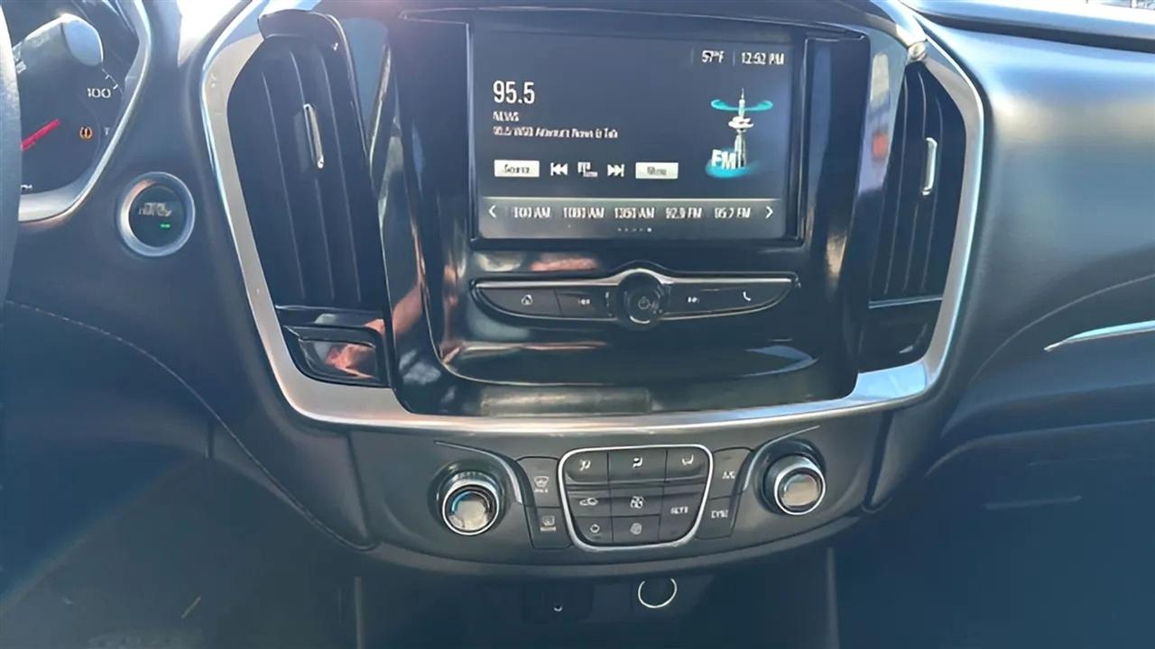 Chevrolet Traverse FWD 4dr LS w/1LS 2019