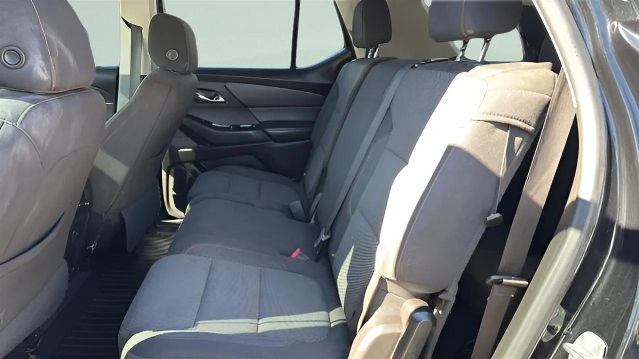 Chevrolet Traverse FWD 4dr LS w/1LS 2019