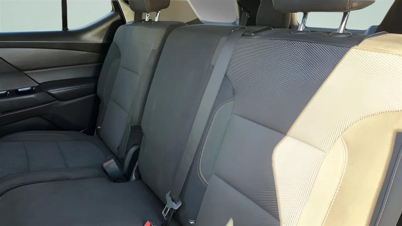 Chevrolet Traverse FWD 4dr LS w/1LS 2019