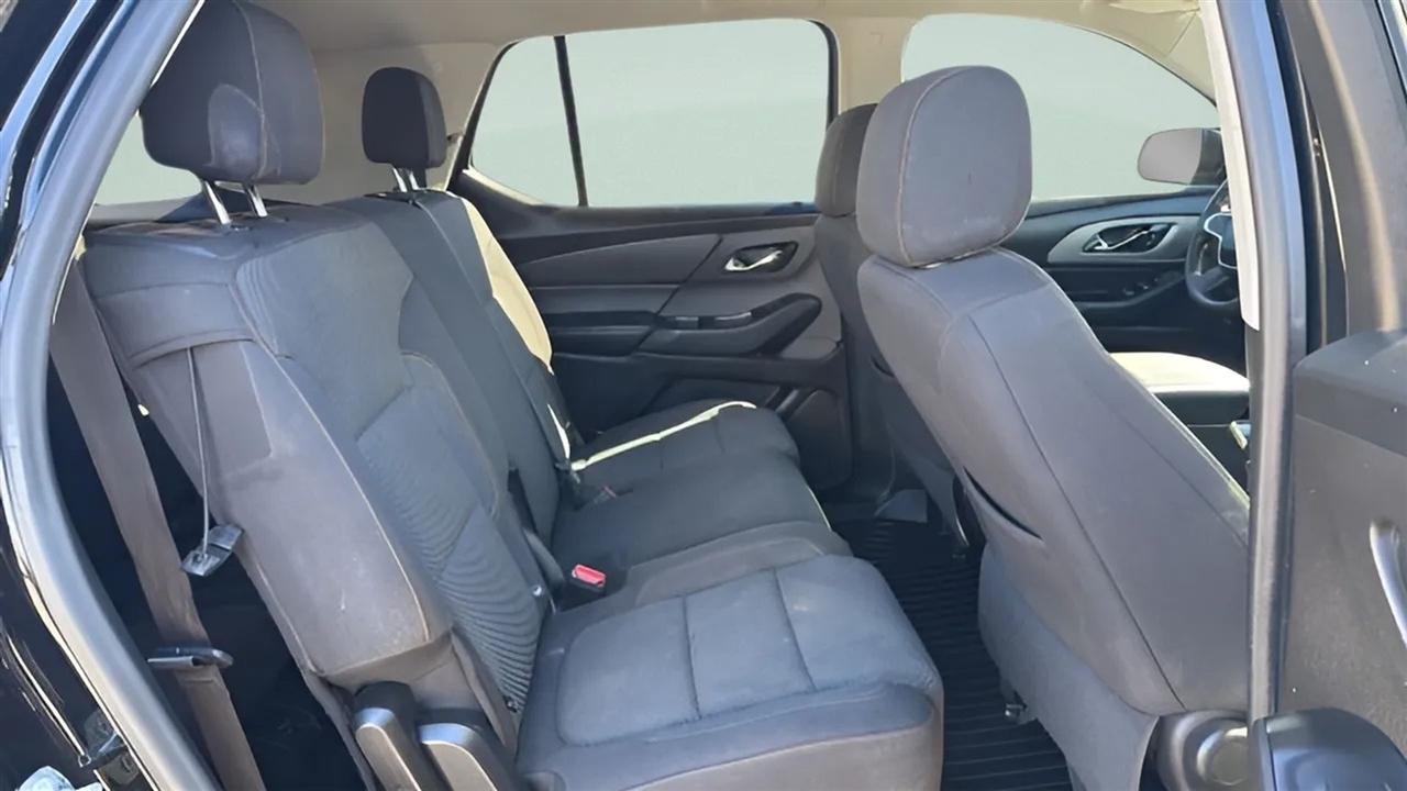 Chevrolet Traverse FWD 4dr LS w/1LS 2019