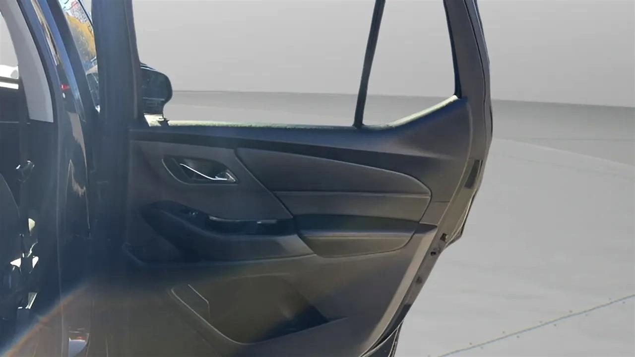 Chevrolet Traverse FWD 4dr LS w/1LS 2019