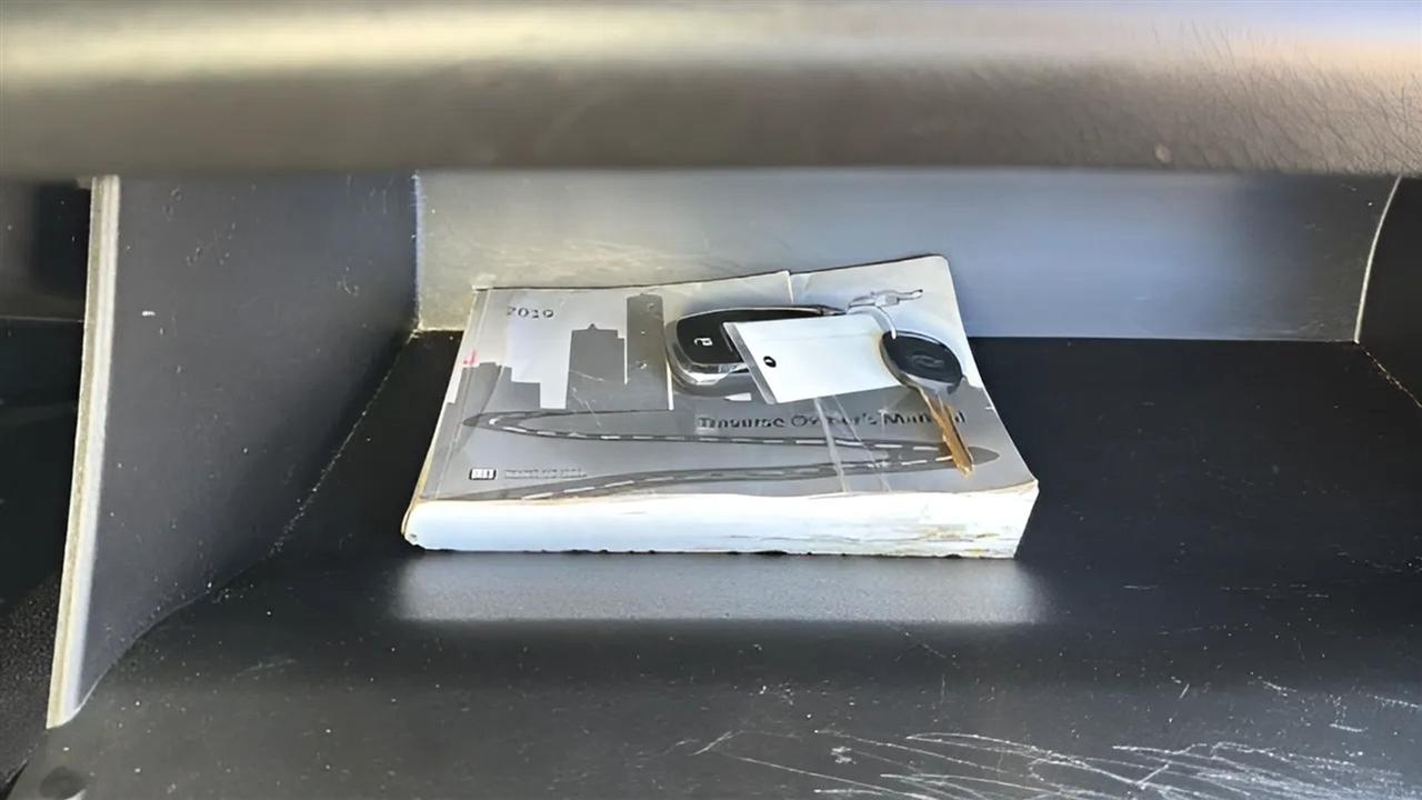 Chevrolet Traverse FWD 4dr LS w/1LS 2019