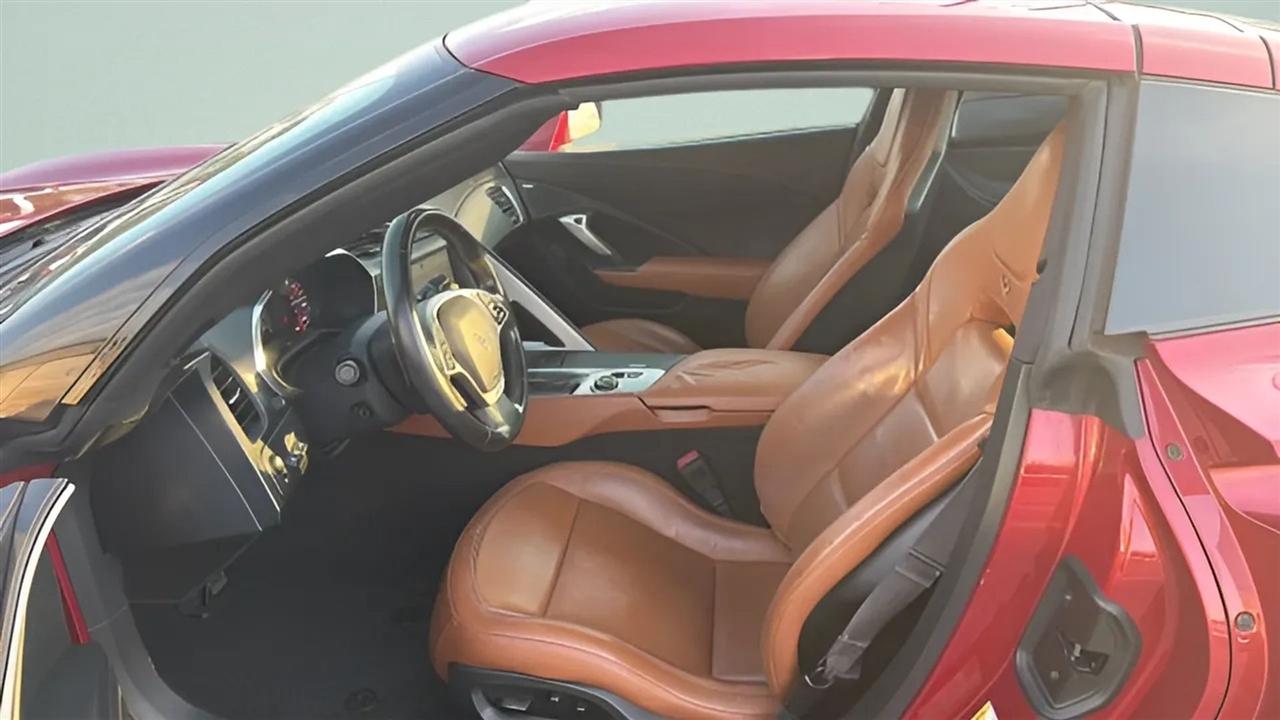 Chevrolet Corvette 2dr Stingray Z51 Cpe w/2LT 2015