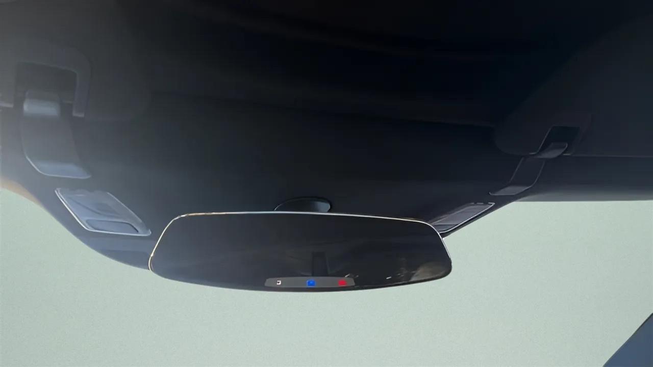 Chevrolet Corvette 2dr Stingray Z51 Cpe w/2LT 2015