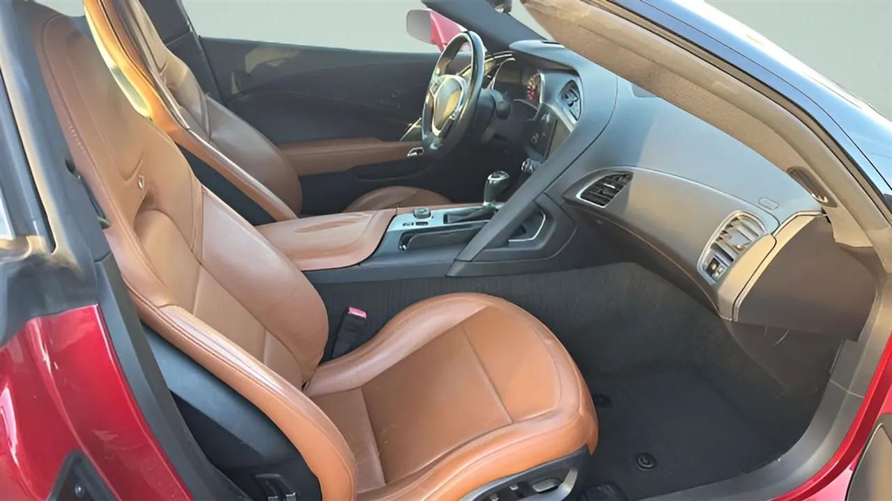 Chevrolet Corvette 2dr Stingray Z51 Cpe w/2LT 2015