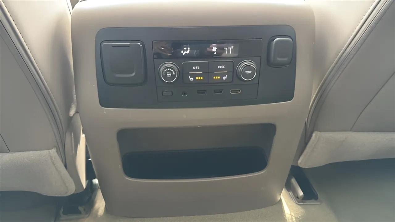 Chevrolet Tahoe 2WD 4dr LT 2017