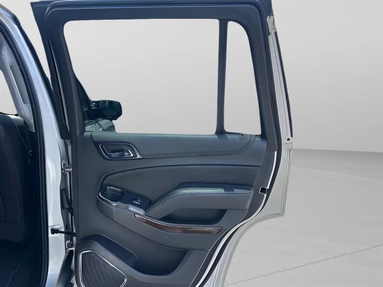 Chevrolet Tahoe 2WD 4dr LT 2019