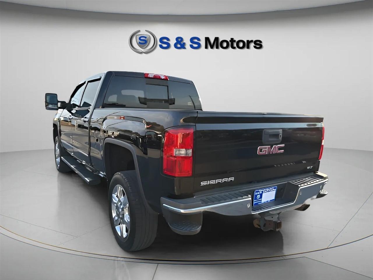 GMC Sierra 2500HD 4WD Crew Cab 153.7" SLT 2018