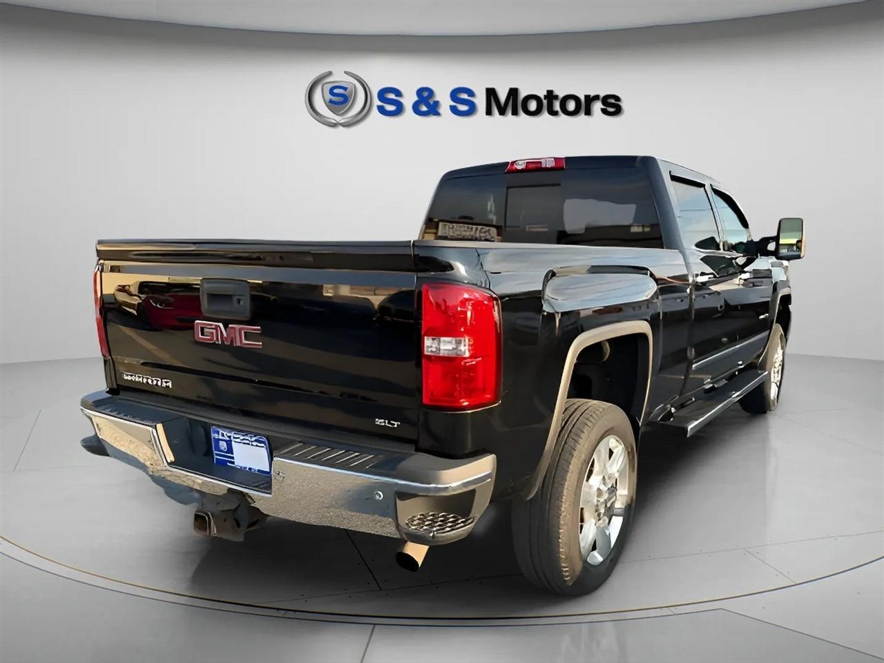GMC Sierra 2500HD 4WD Crew Cab 153.7" SLT 2018