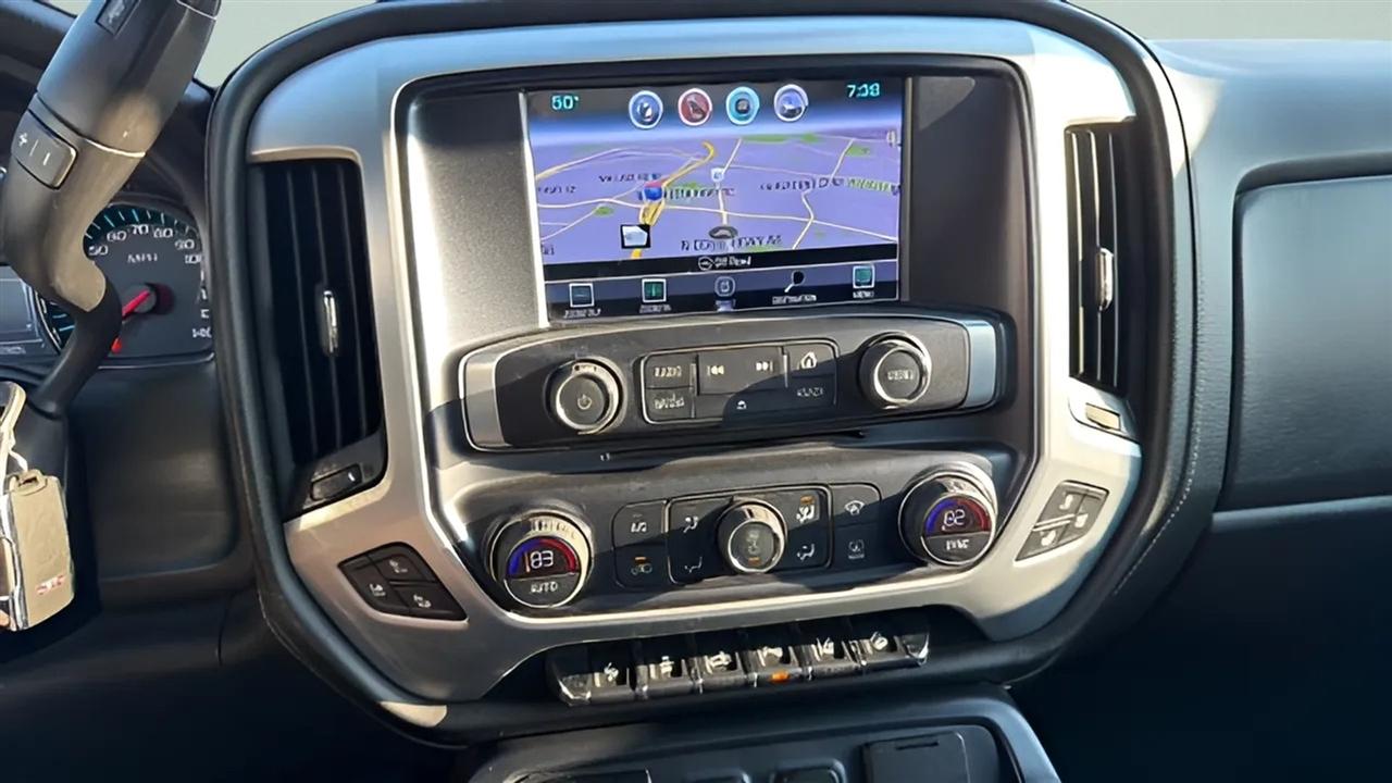 GMC Sierra 2500HD 4WD Crew Cab 153.7" SLT 2018