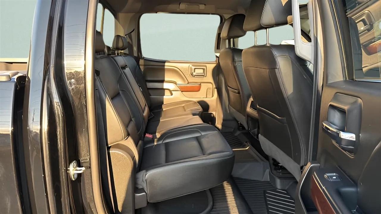 GMC Sierra 2500HD 4WD Crew Cab 153.7" SLT 2018