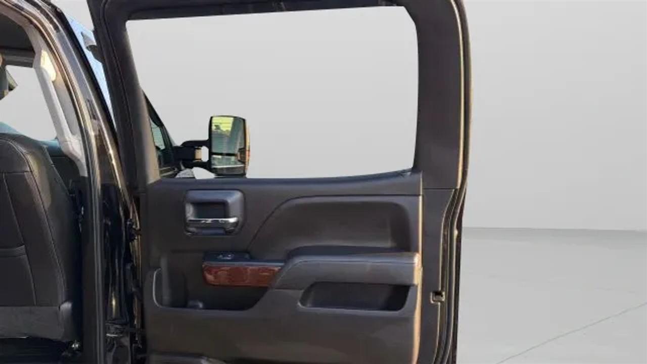 GMC Sierra 2500HD 4WD Crew Cab 153.7" SLT 2018