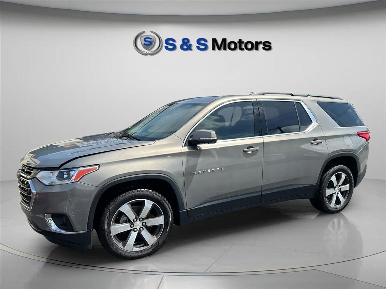 Chevrolet Traverse FWD 4dr LT Leather w/3LT 2019