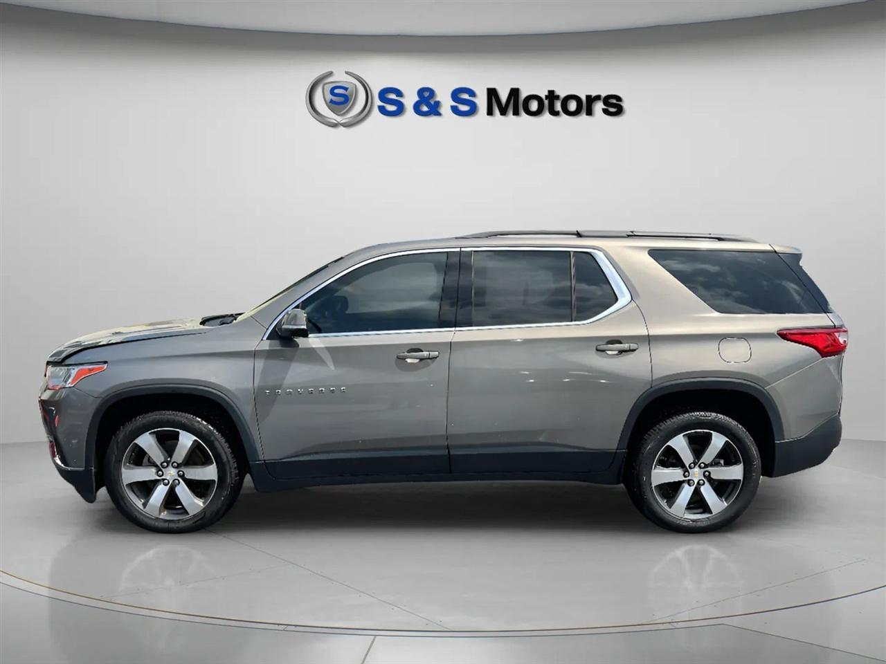 Chevrolet Traverse FWD 4dr LT Leather w/3LT 2019