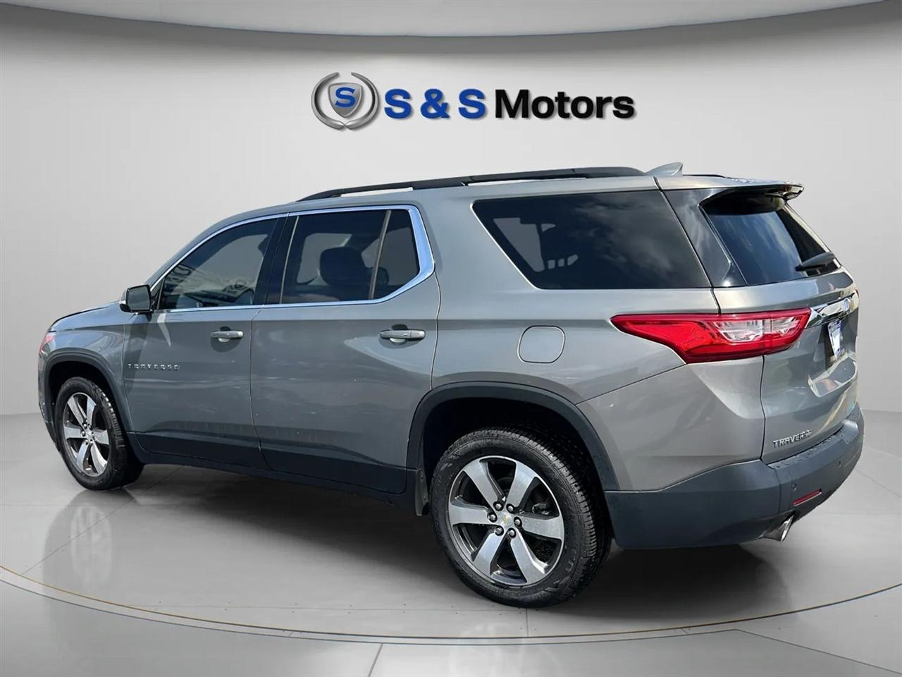 Chevrolet Traverse FWD 4dr LT Leather w/3LT 2019