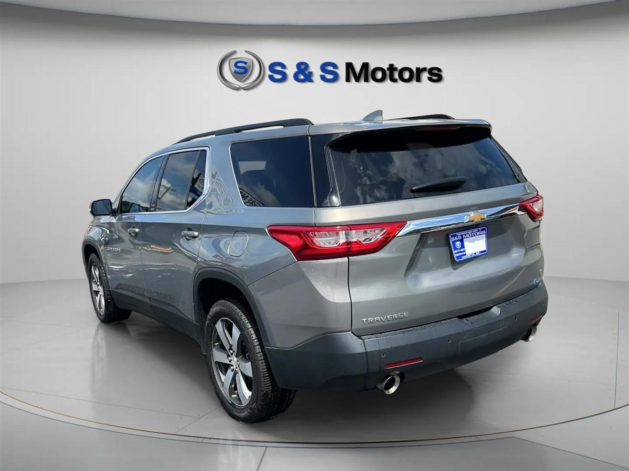 Chevrolet Traverse FWD 4dr LT Leather w/3LT 2019