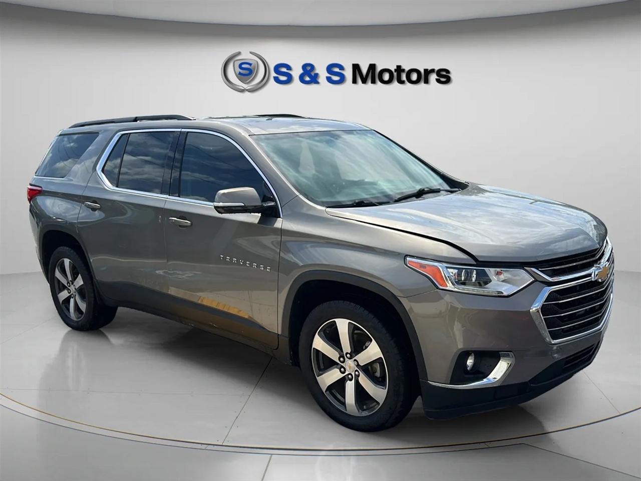 Chevrolet Traverse FWD 4dr LT Leather w/3LT 2019