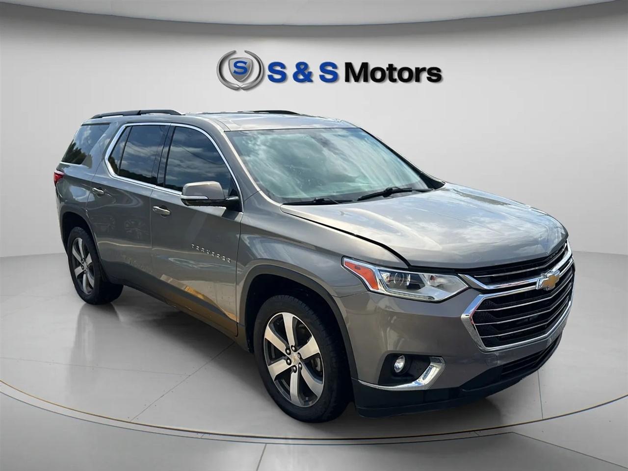 Chevrolet Traverse FWD 4dr LT Leather w/3LT 2019