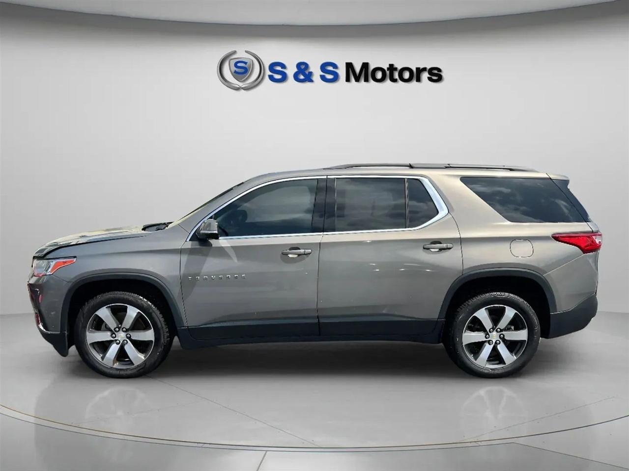 Chevrolet Traverse FWD 4dr LT Leather w/3LT 2019