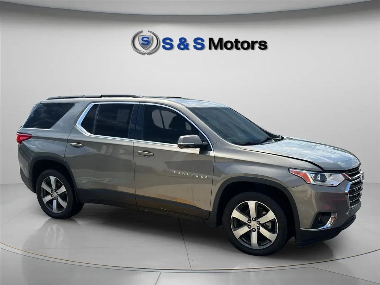 Chevrolet Traverse FWD 4dr LT Leather w/3LT 2019